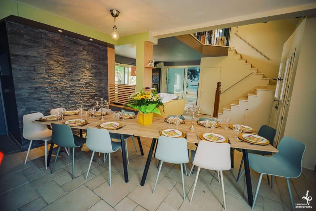 Maison Piscine Interieure Et Garage Troyes Ngoại thất bức ảnh