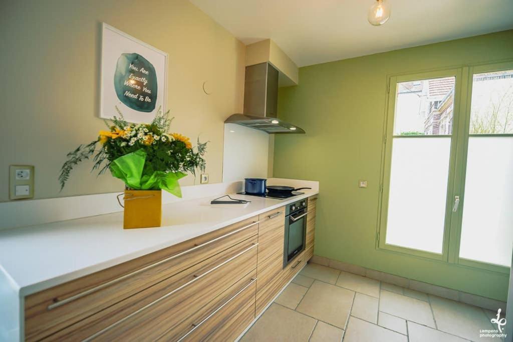Maison Piscine Interieure Et Garage Troyes Ngoại thất bức ảnh